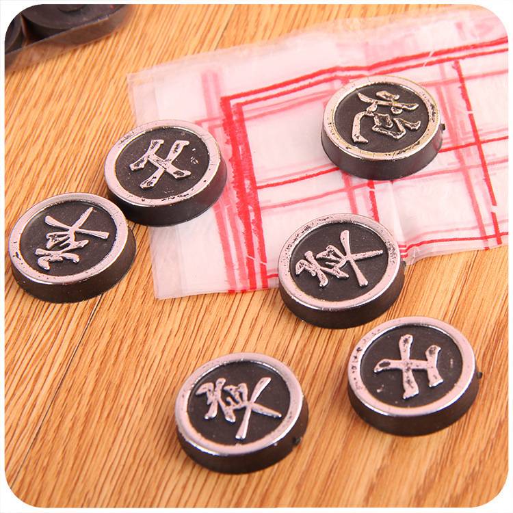 Chinese plastic chess black chess direct for leisure chess and plastic chess puzzle products