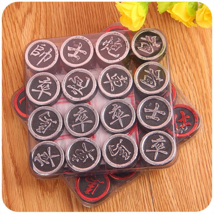 Chinese plastic chess black chess direct for leisure chess and plastic chess puzzle products