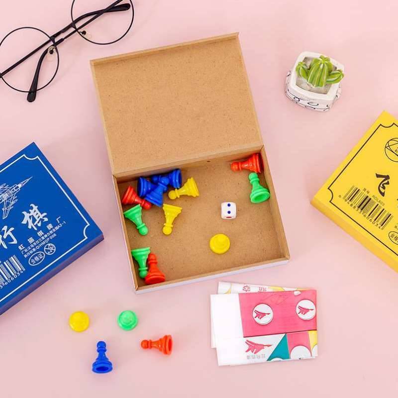 Dedicated desktop chess and cards, puzzle function chess set games, old -style chessboard chess starting battle