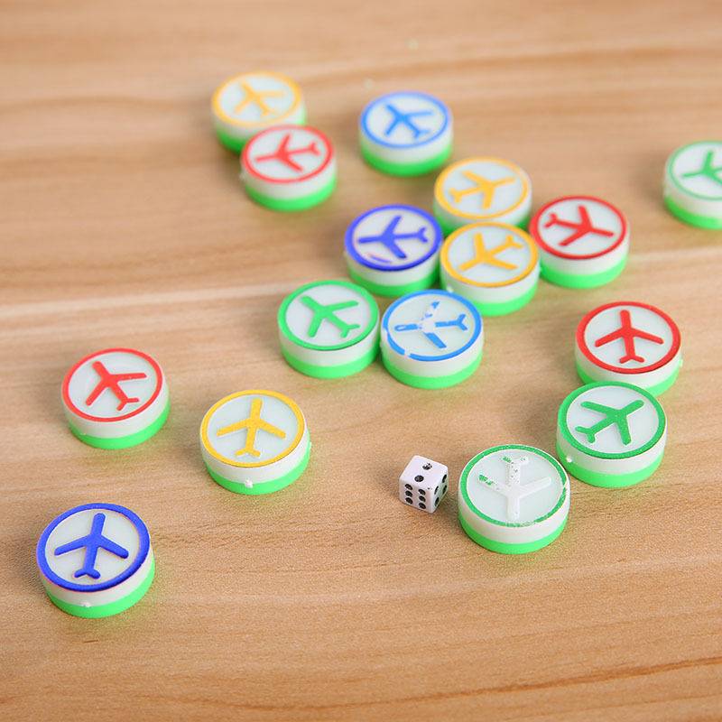 Flying chess children Yizhi Wooden Multifunctional Multifunctional Game Wuxi Chess Kindergarten Portable Parenting Parent -Child Flying Chess