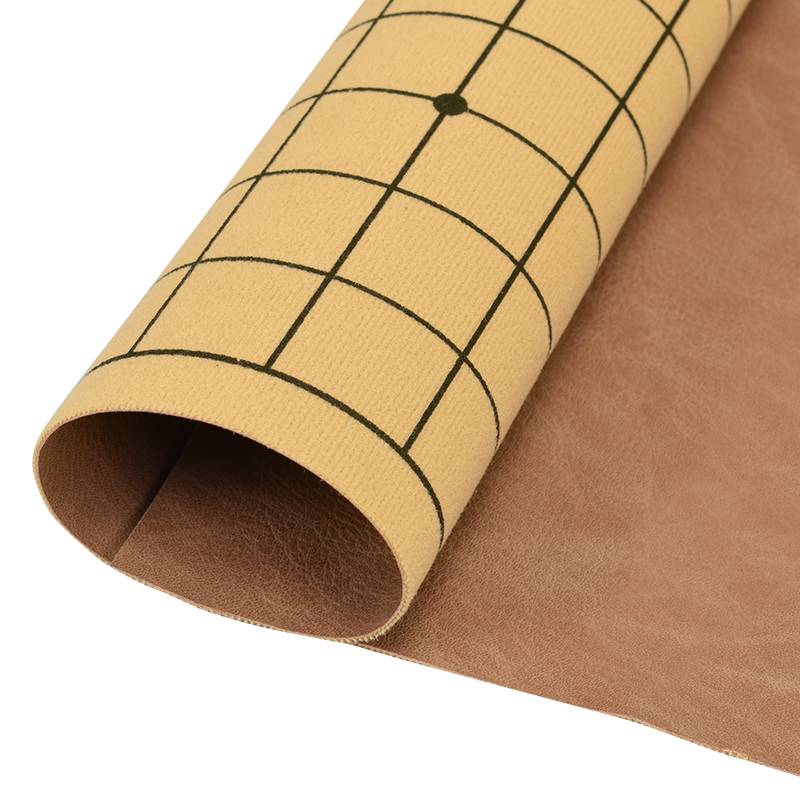 Royal PU chessboard leather chessboard PVC cowhide chess chess play chess chess chessboard is convenient to carry