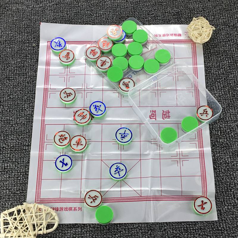 Portable cartoon flying chess chess, fifth son, fighting beast, beast chess, children's puzzle primary school game chess parent -child entertainment