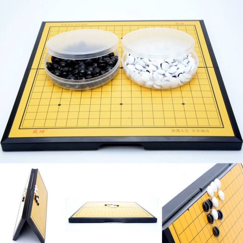 Chess and chessboard, five -son chessboard set, black and white chess children explosion models interacting Chinese play in Chinese play