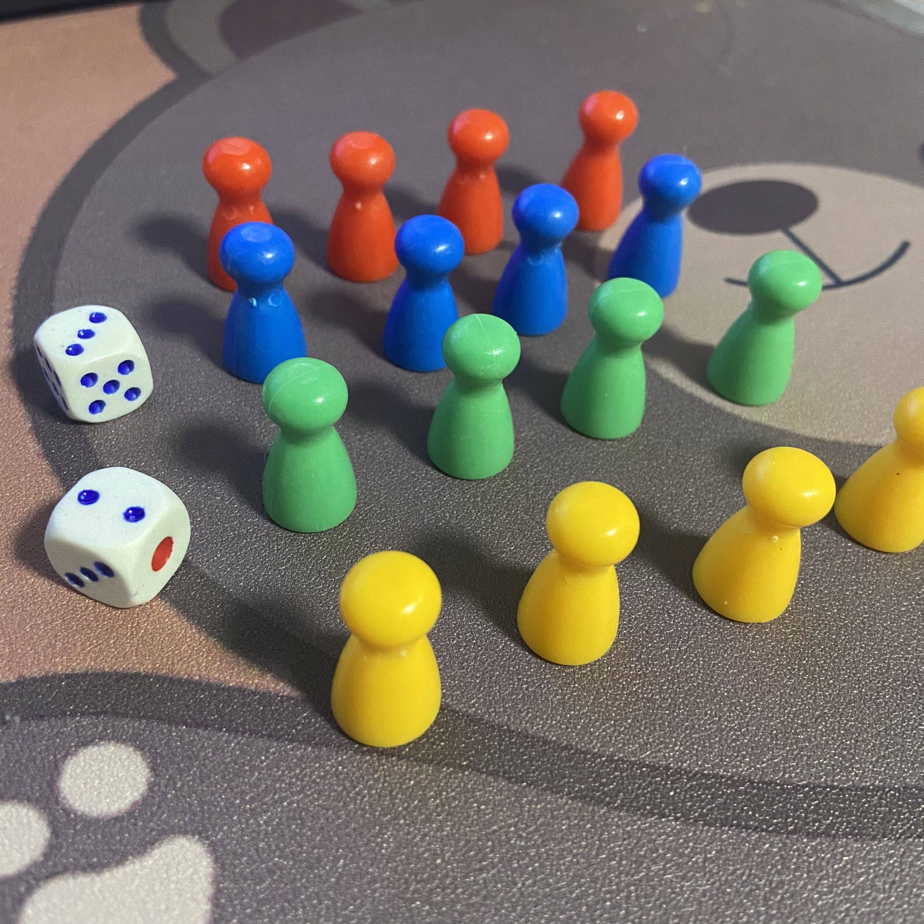 A multi-purpose chess piece for the five-step chess chess game