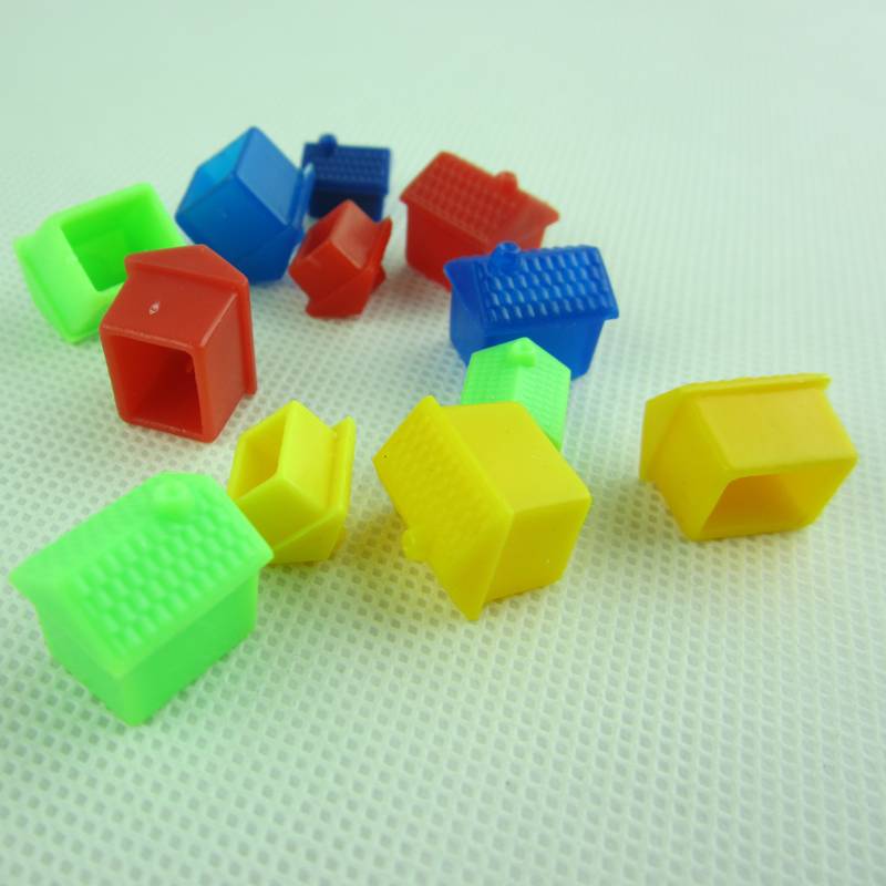 4 -color small house chess and card board game supplement to pretend to be a game chess strong hand chess house supplement game accessories