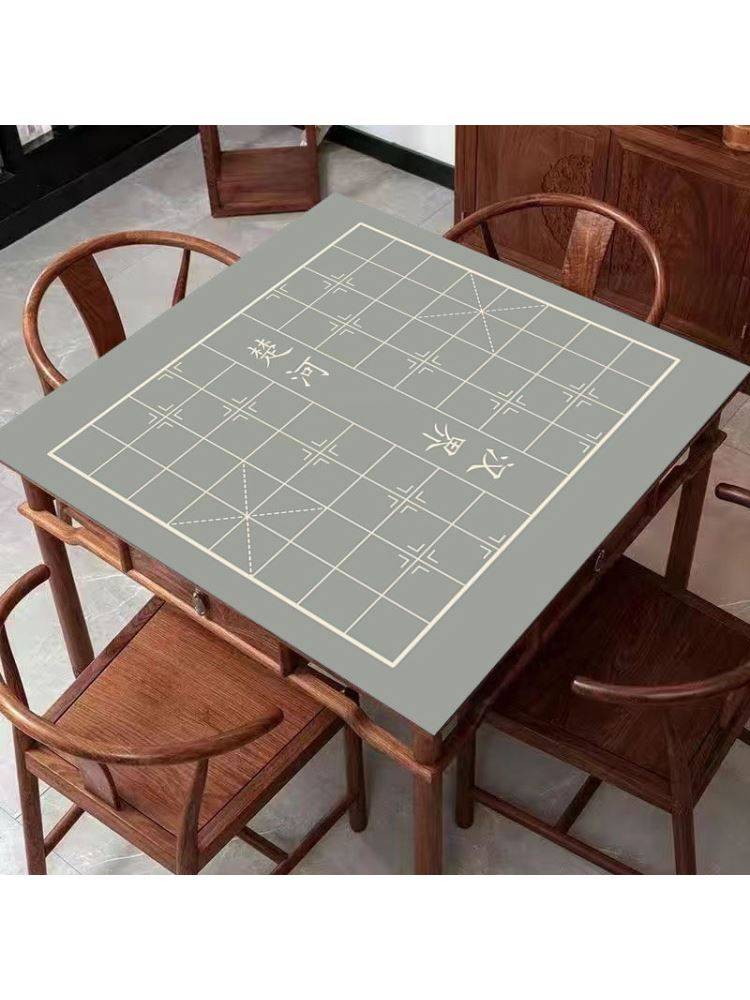 Chess table board large fold does not contain a silhouette-slip-proof square