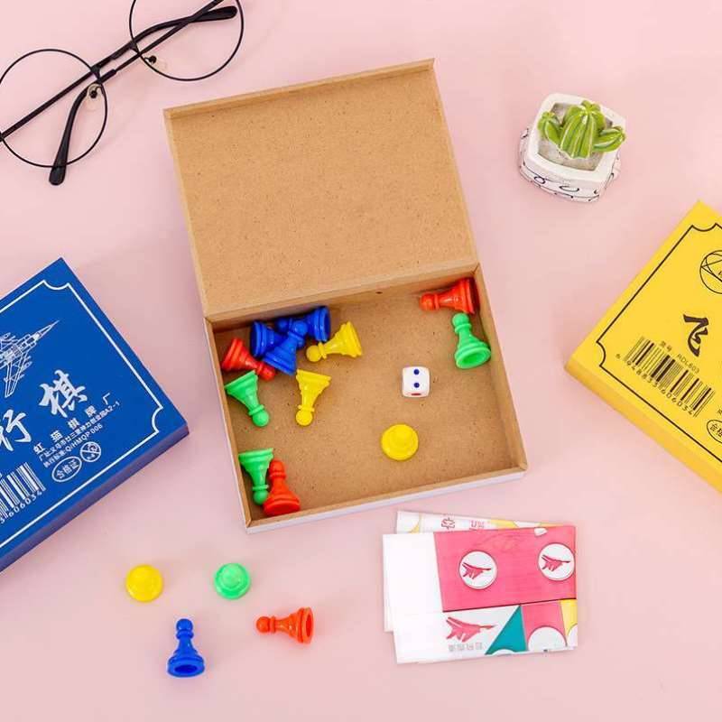 For Wuzi Chess Games Chess, toys, toys, chess fights, big functions, children's puzzle chess and cards.