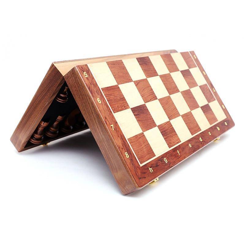 Wooden chess manufacturer direct selling veneer chessboard folding portable competitive wisdom board game toy chess