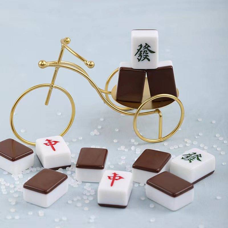 Furnishing hand -rubbed mahjong dual -match mahjong full set of 144 sparrow portable high -value mahjong card travel box models