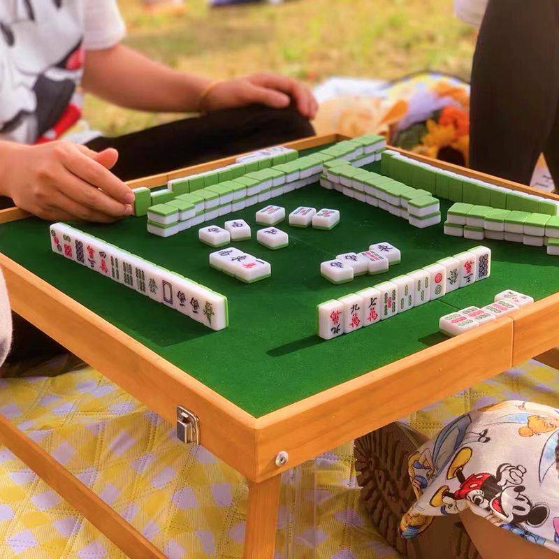 Portable Mahjong Mahjong Mahjong table Travel Folding Set Skin Ti Ti Kimu Cao Cao Bi Small Staku Automatic