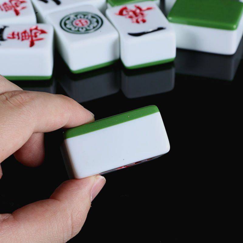 Household special hand -rubbing Mahjong brand medium large first -class genuine genuine Mahjong Mahjong Mahjong bird Xinjiang 