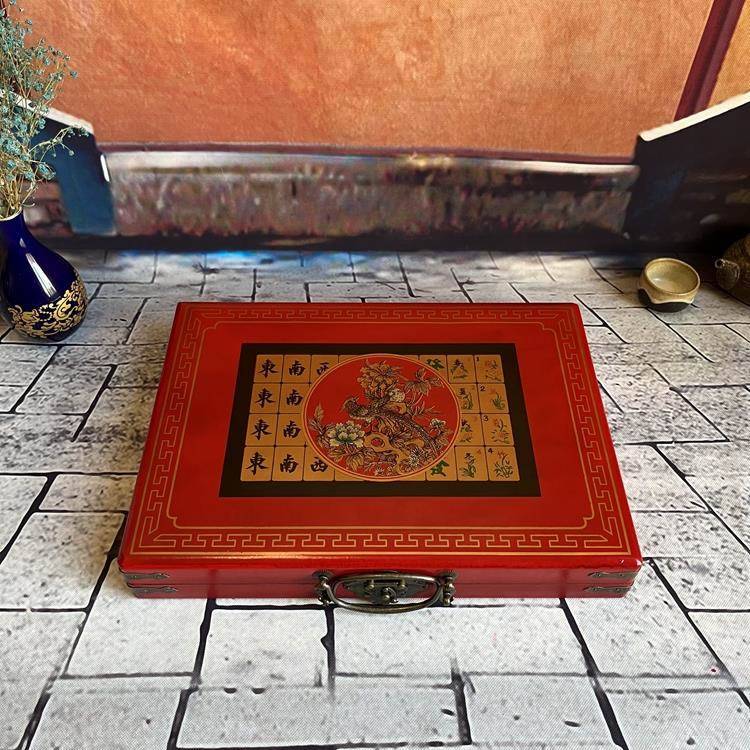 Chinese style high -end mahjong brand hand rubbing suite English band of veteran foreigner travel trumpet mini gifts