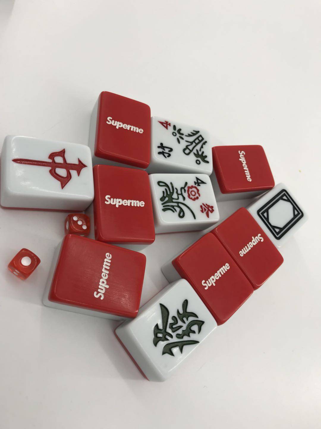 Classic big red tide brand Mahjong tide crowd party gathering hemp entertainment uses Mahjong custom cartoon mahjong