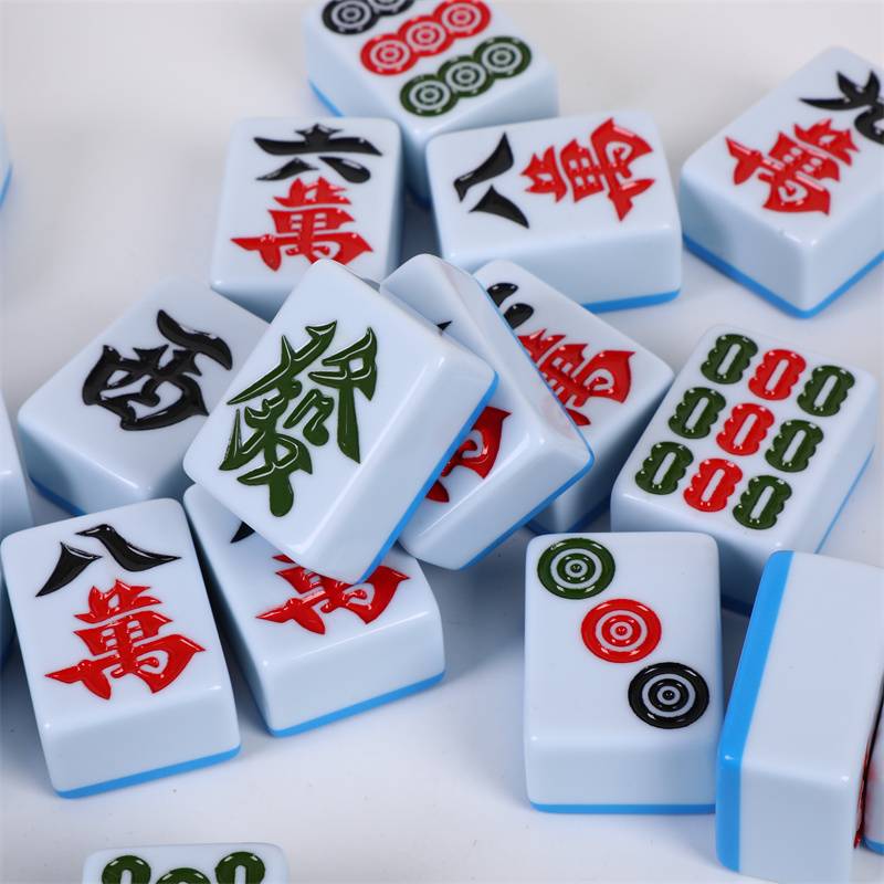 Full automatic mahjong card use of a positive magnetic four -mouth machine large medium 42 44 46 46 mahjong passenger