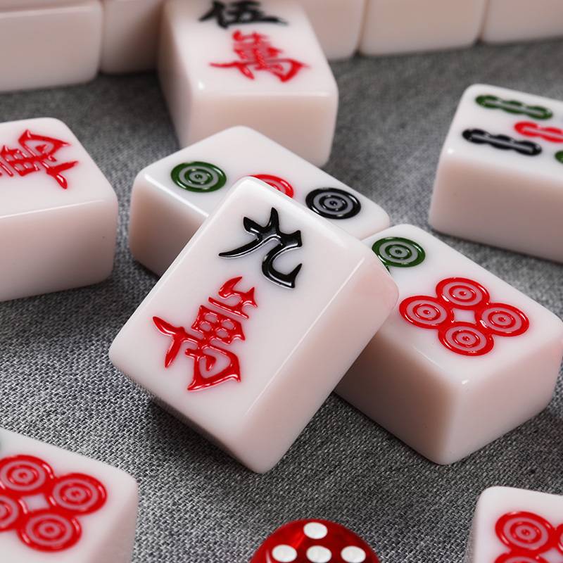 Family hand -rubbed Mahjong Mi Bai imitation jade -colored large, medium and small new Mahjong brand delivery desktop 3840 4244