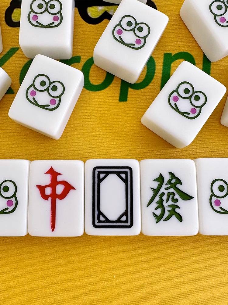 Household Mahjong hand -rubbed card net red cute green crystal jade big eye frog 40/42/44 sparrow card gift box