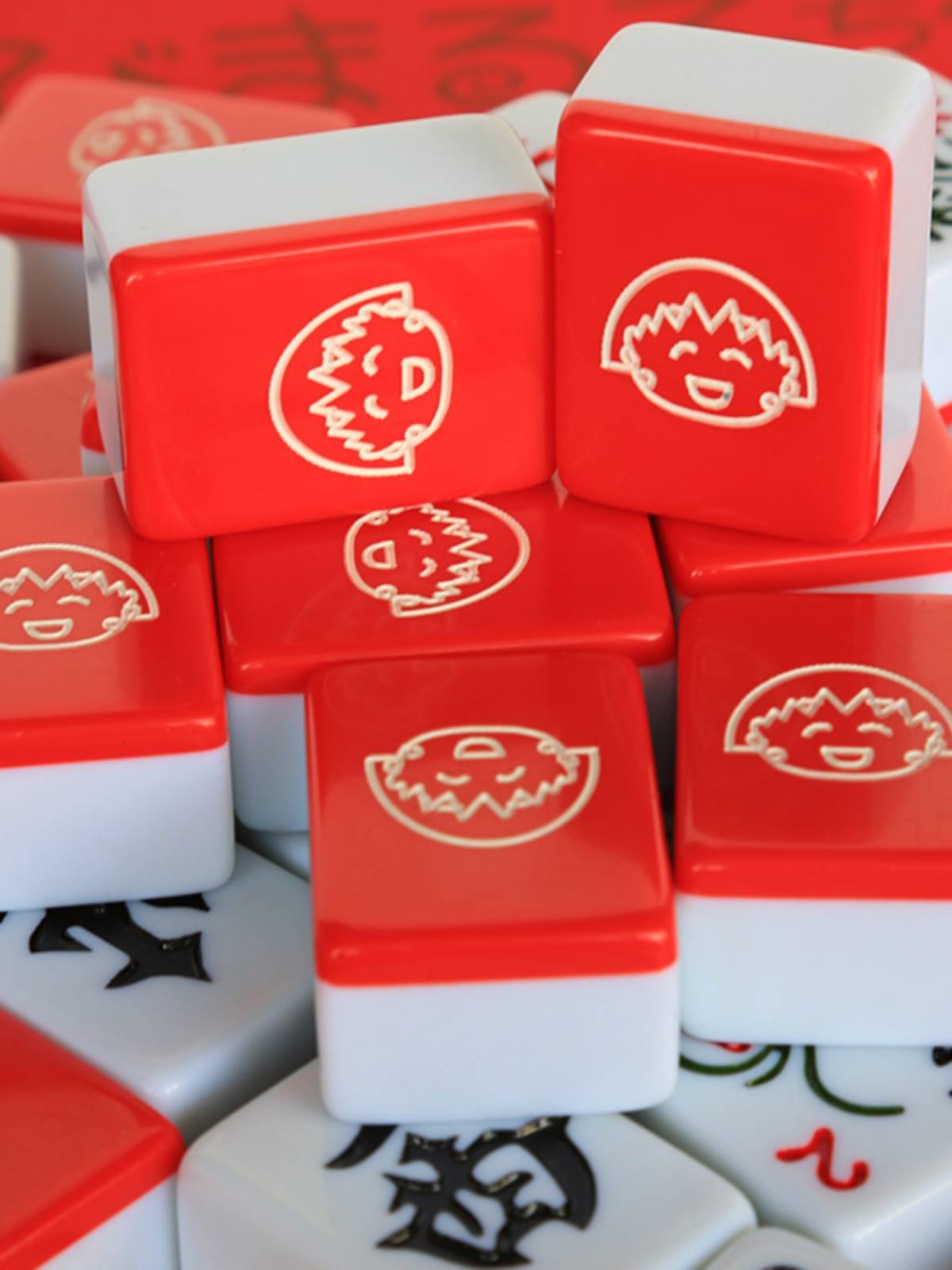 Family hand rubbing Mahjong brand happy big red small ball cute cartoon mahjong medium large personality custom mahjong