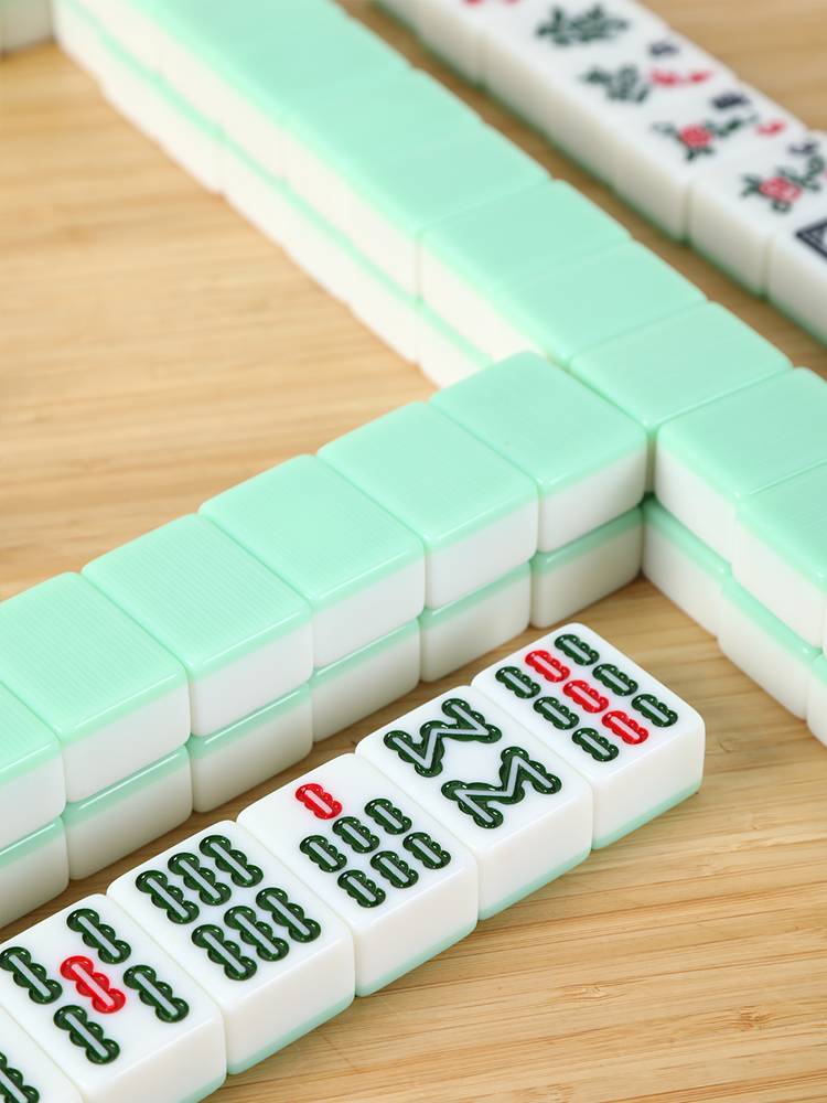 Jade Mahjong brand rubbing home 38/44/50/52 Sichuan large Mahjongzi 136 crystal high value