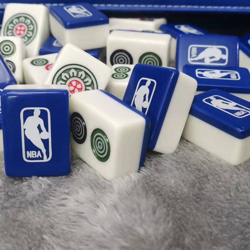 Furnishing hand rubbing Mahjong brand net red blue NBA large cartoon custom sports gift high -end tide brand Mahjong brand