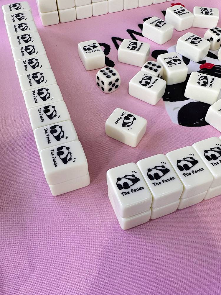 the mahjong mini-ported ivory pandas are cute 26/30 with a mini hand