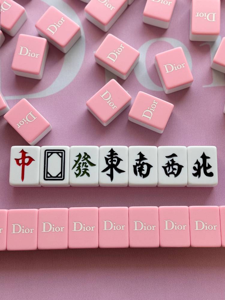 Hand -rubs Mahjong brand pink cartoon letters 40/42/44 Custom mahjong party gift box