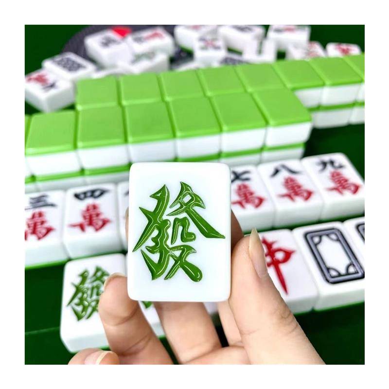 The mahjong mahjong chess room uses 136 mahjongs of mahjong's mahjong magnetic mahjong