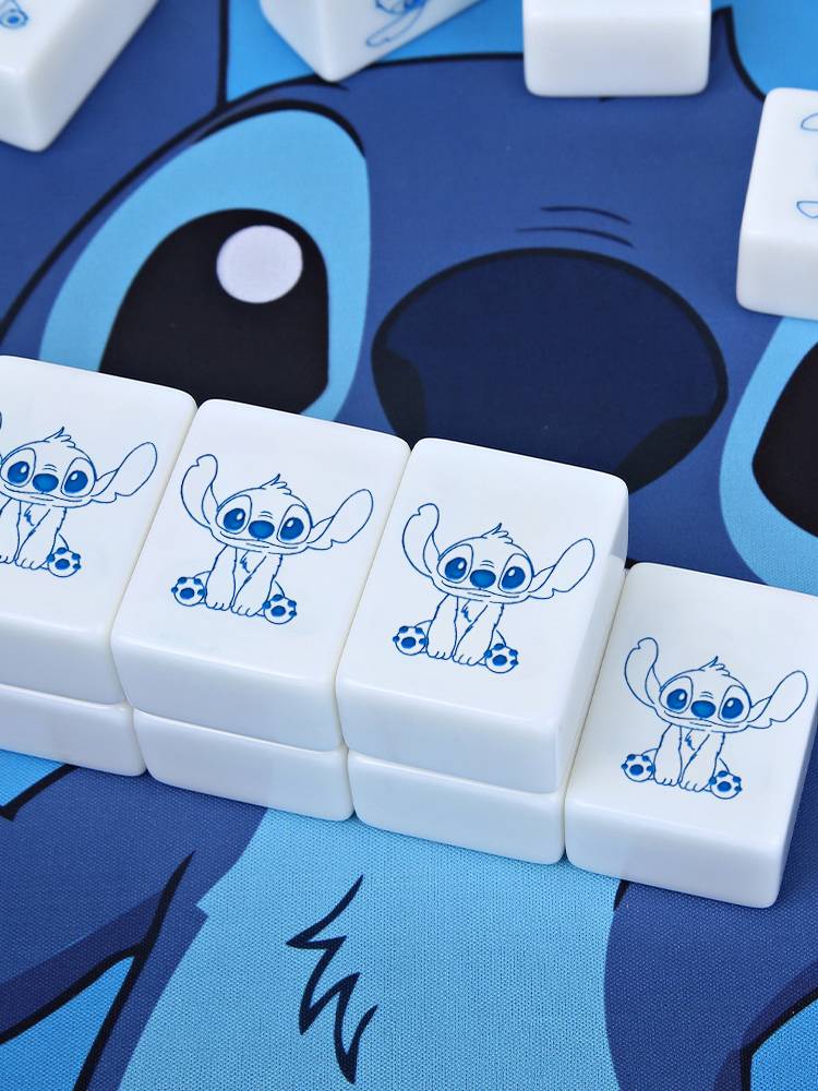 Cute White Stich Carto -handed Hands Rubbing Mahjong Birthday Gift