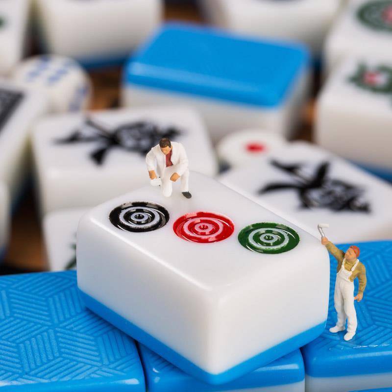 mahjong's hand is a medium-size, non-magnetic, high-level player playing home-based mahjong for tablecloths