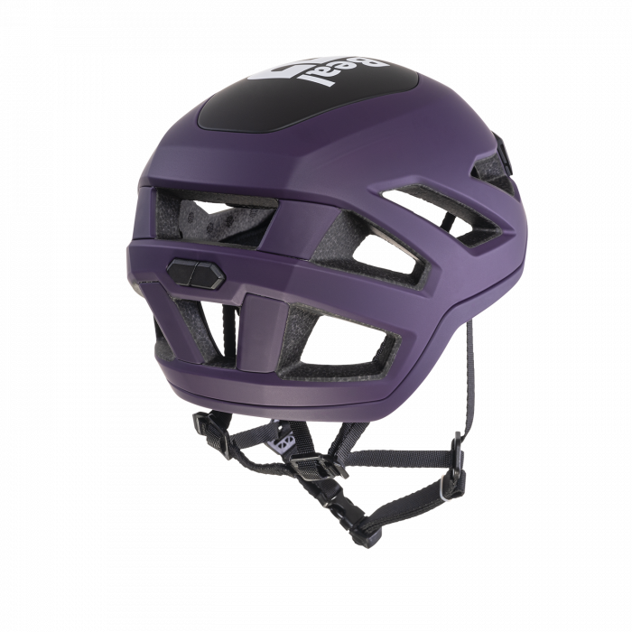 Bealbel Indy, a light-quantified exterior climber, an ice-crawling air helmet, an extended adventure helmet