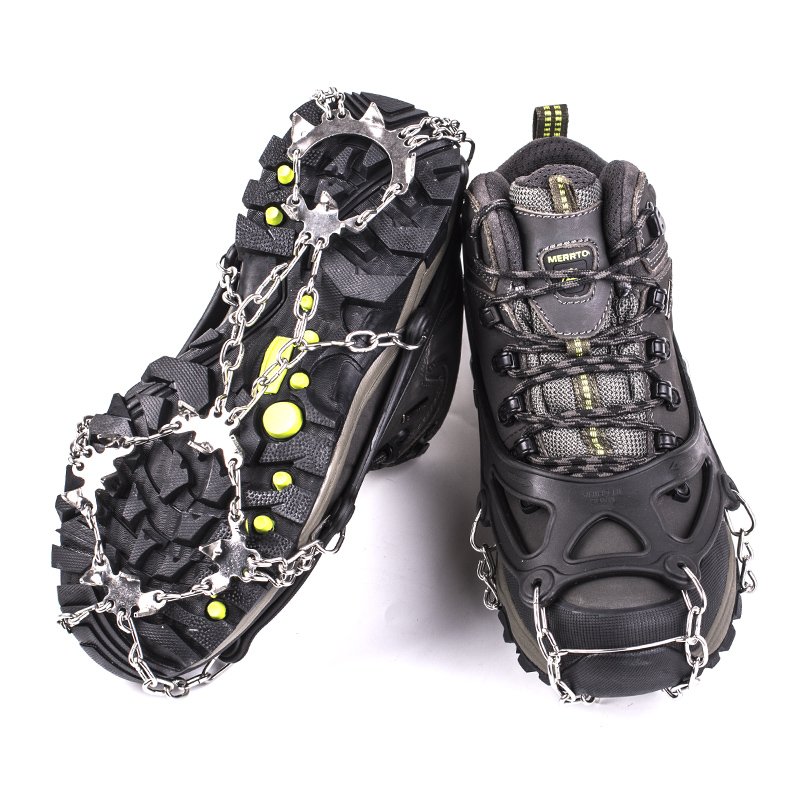 Ice-clawed shoe-crawl-climbing, eight teeth north-east of ice