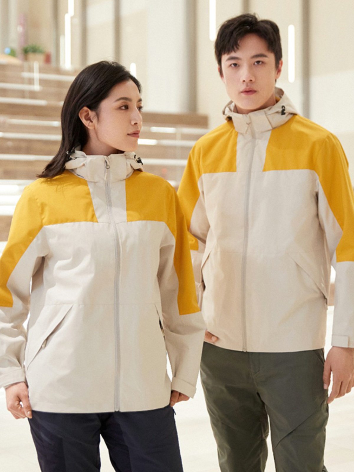 Pinja Bronco customizes an out-of-home sports and high-quality business and leisure jacket