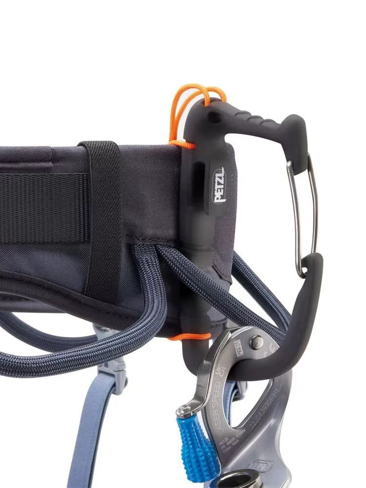 24 NEW CLIMBER PETZL C051 CORAX ROCK CRAWLING FALLING FLOW SAFETY BELT