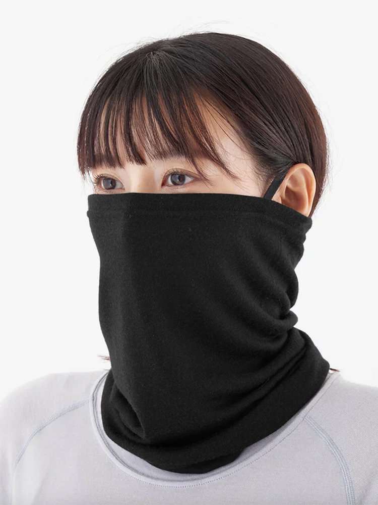 A beautiful noose-ski-skin-skin-skin-skin-skin-skin mask for men and women in the open