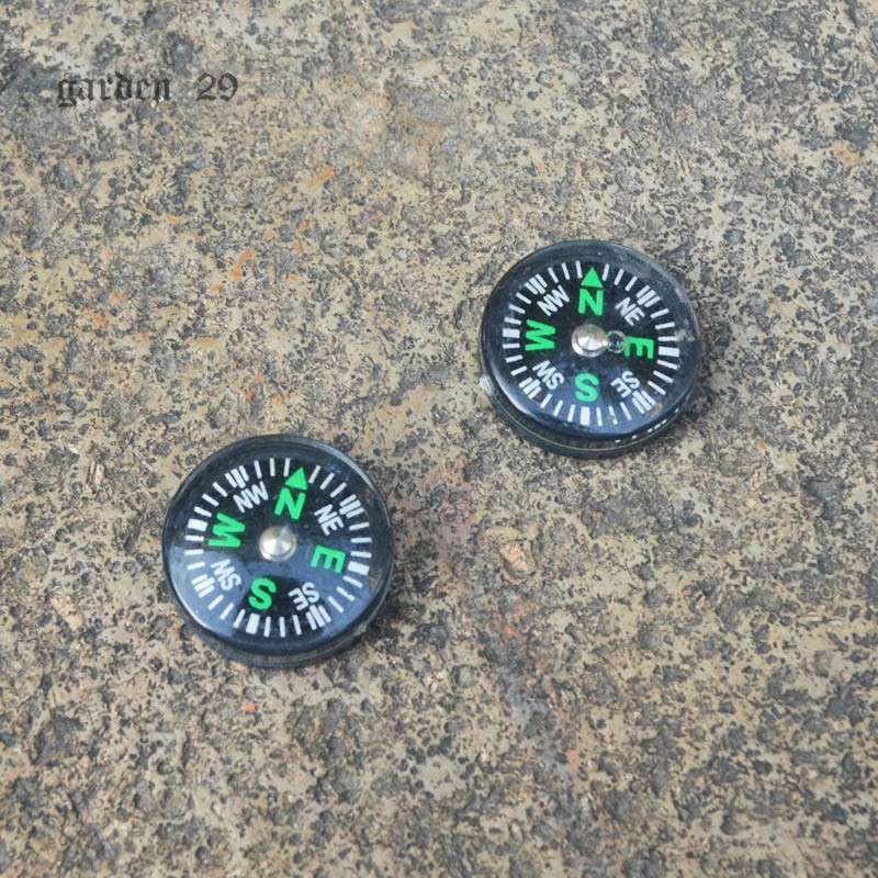 Two-and-a-half centimeter black ten