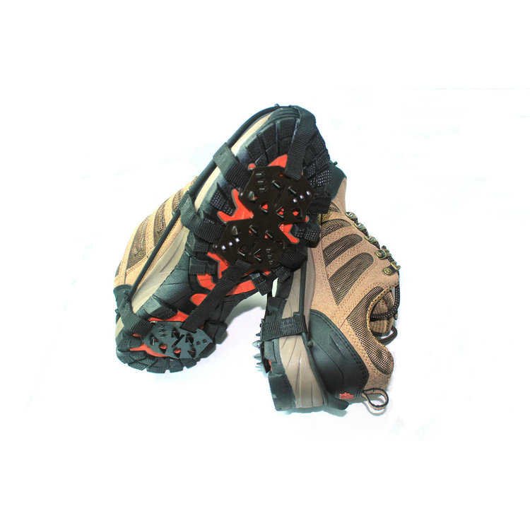 Mountain climbing, skating claws, 24-bit shoe chains, skating nails, and a snowy outdoor shoe set to climb outside the ice