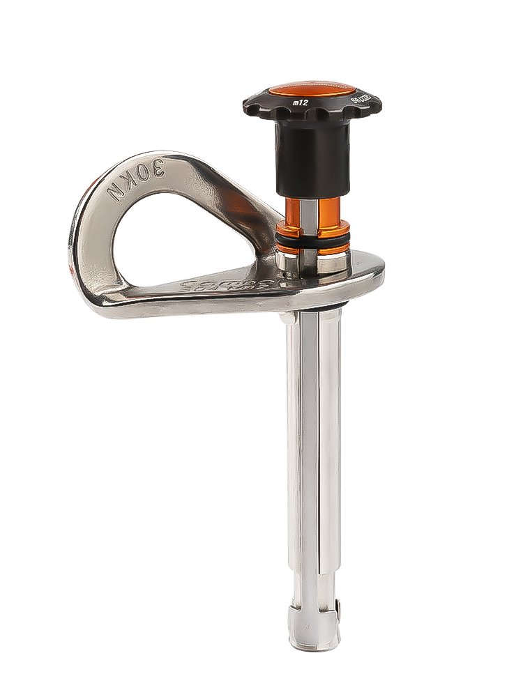 The high-altitude safety line fixer climbs the rock to unblock the anchor-lined pegs