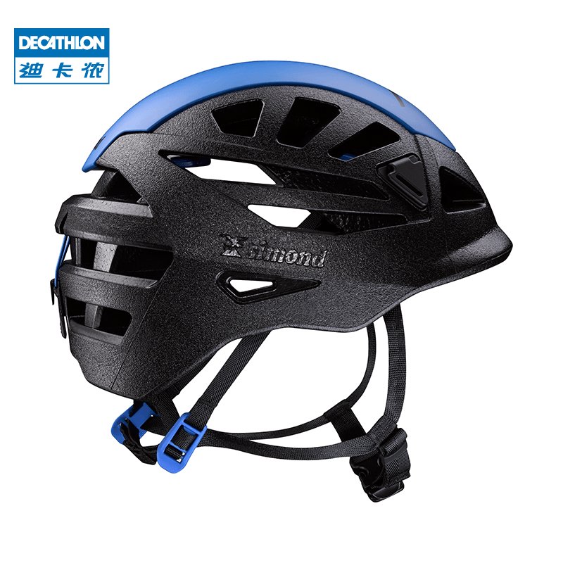 Dicanon climbing helmets outside the house