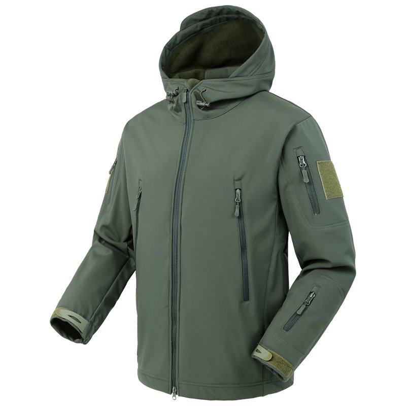 In the autumn and winter, shark skins and husks and hustlings combined with water-proof and velvet tactics and tactics