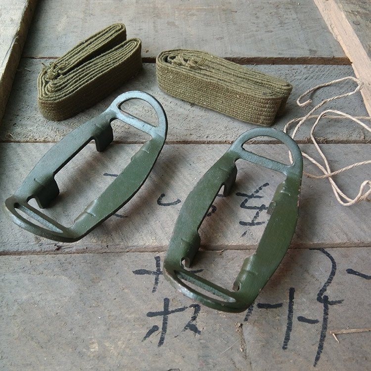 The army's fan collection of a 71-year-old ice-climbing, ice-crawling, ice-crawling-crawl-crawler shoe set