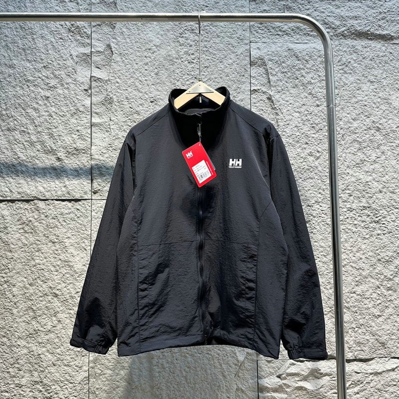 NORWEGIAN FOR HELLYHANSEN HH HAILEY HANSEN JACKET, MEN AND WOMEN IN FIELD ASSAULT CLOTHES
