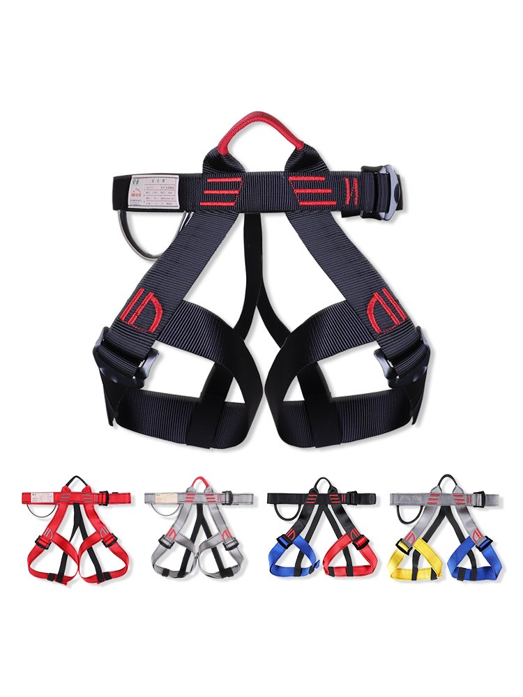 Rhesio climbs outside, half-crawling, high-altitude safety belts, high-altitude safety