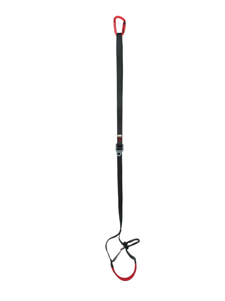 The climber of the outside foot, the climber of the rope, the climber of the rock, the high-altitude riser of the foot, the rope of the rope, the equipment of the climb