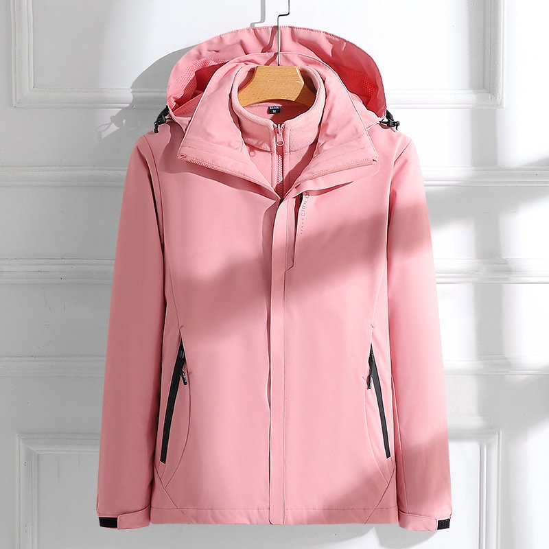 The Samma Group's exterior assault suit, men and women, can take off their in-laws' wind and waterproof coats