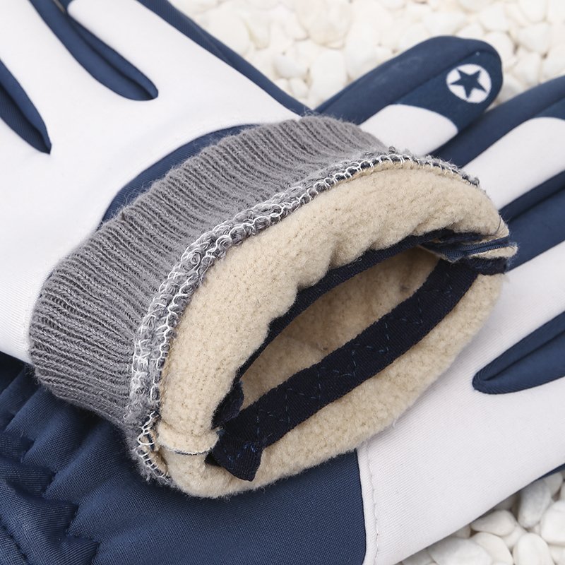 Children's gloves warm and snow-resistant winter velvet, boys and girls riding on the outside of the car in case of cold and climbing