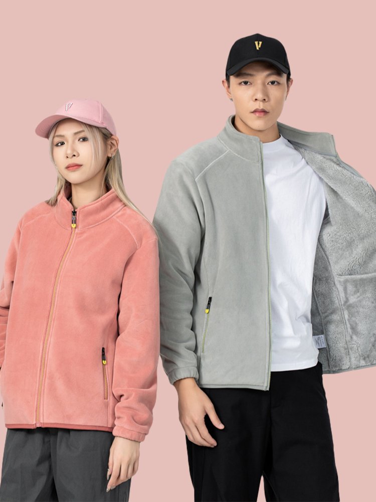 The new man and woman with the 2024 Autumn Tweedy with a thick, high-end ointment velvet