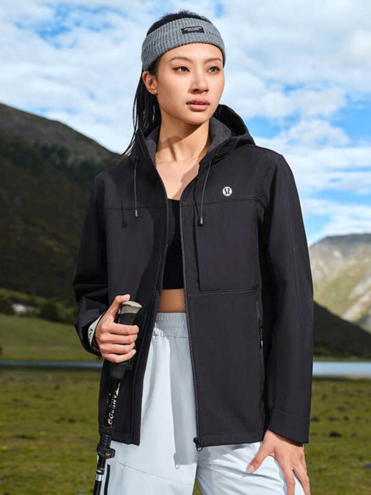 the lulu-colleague, 2024, is an outdoor wind and waterproof hoodie for the autumn and winter