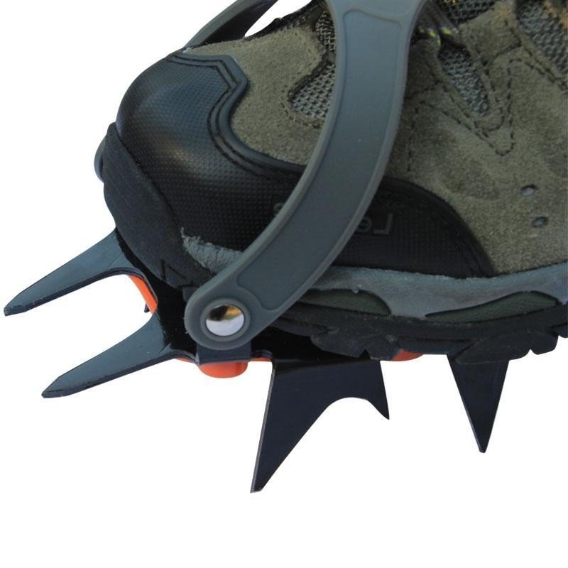 14-tooth ice-clawed, snow-shoe-shoe-sliding outside