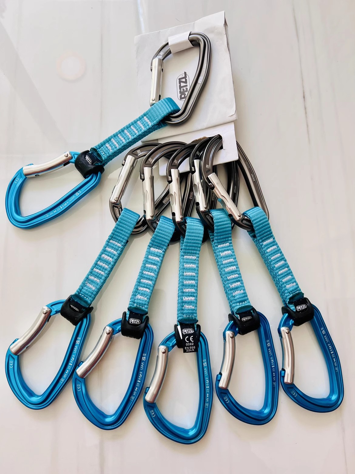 SIX PAIRS OF BLUE 11CM