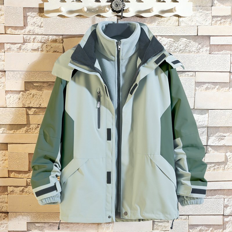 A joint Autumn Winter Rover suit, a man's and women's coats, can be removed from the wind and water velvet