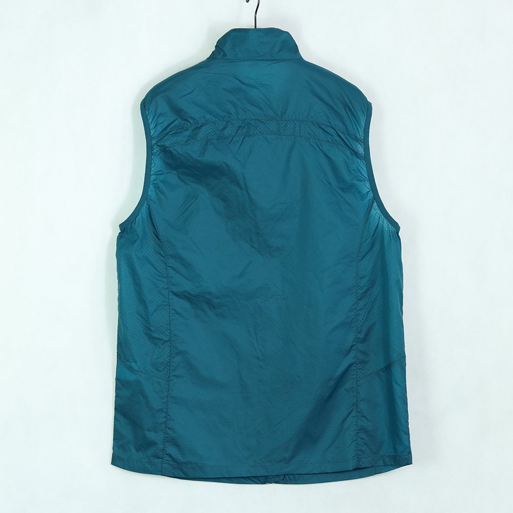90 grams of super-light foot-to-air sunproof multi-purpose golf-to-mount movement skin-dry vest